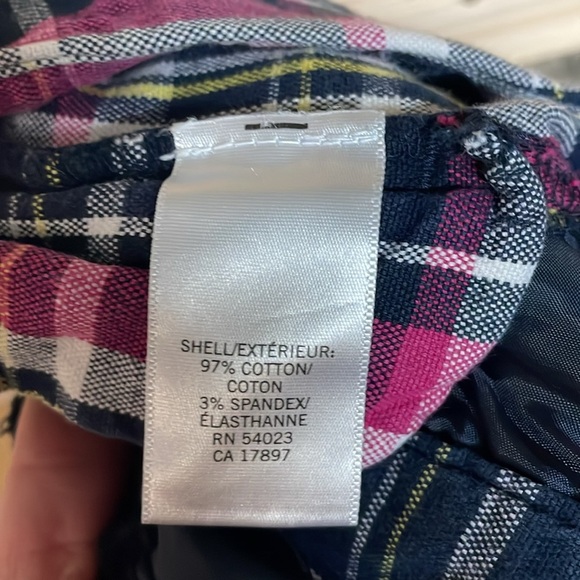 Banana Republic size 4 Pink, Yellow, Blue Preppy Plaid Mid-rise 3” Chino Shorts - Picture 9 of 10